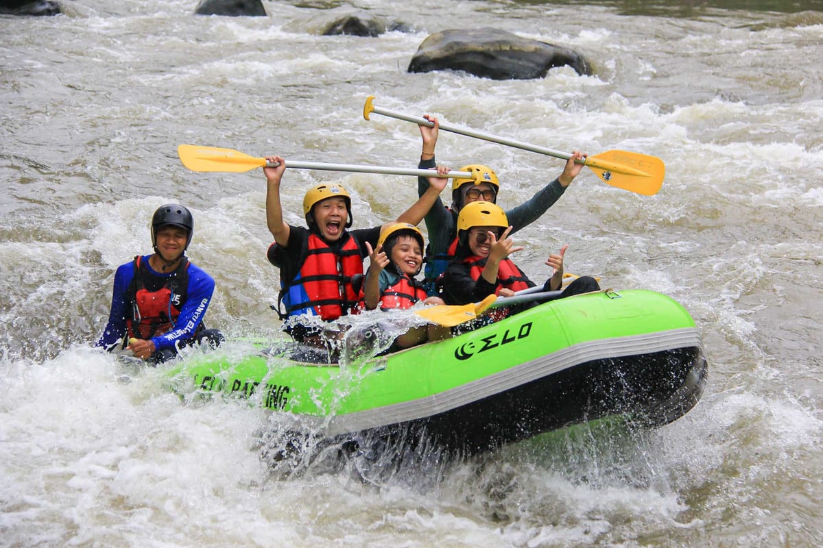Serunya Arung Jeram di Sungai Elo Magelang