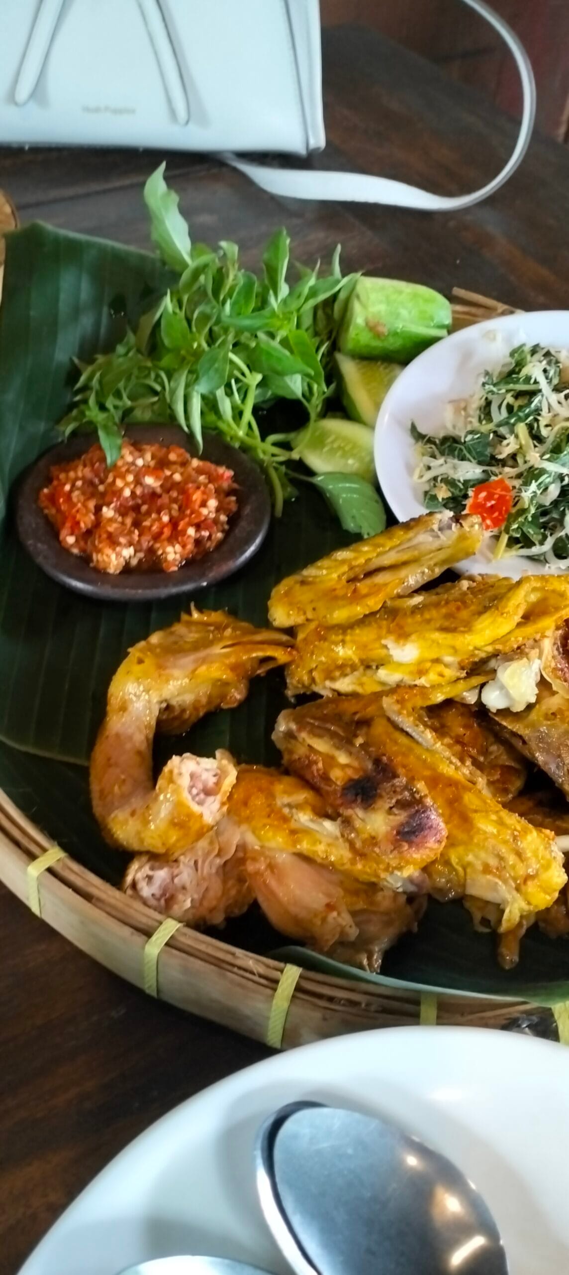 Markidang Enak di Ayam Tanggal Muda Sukoharjo