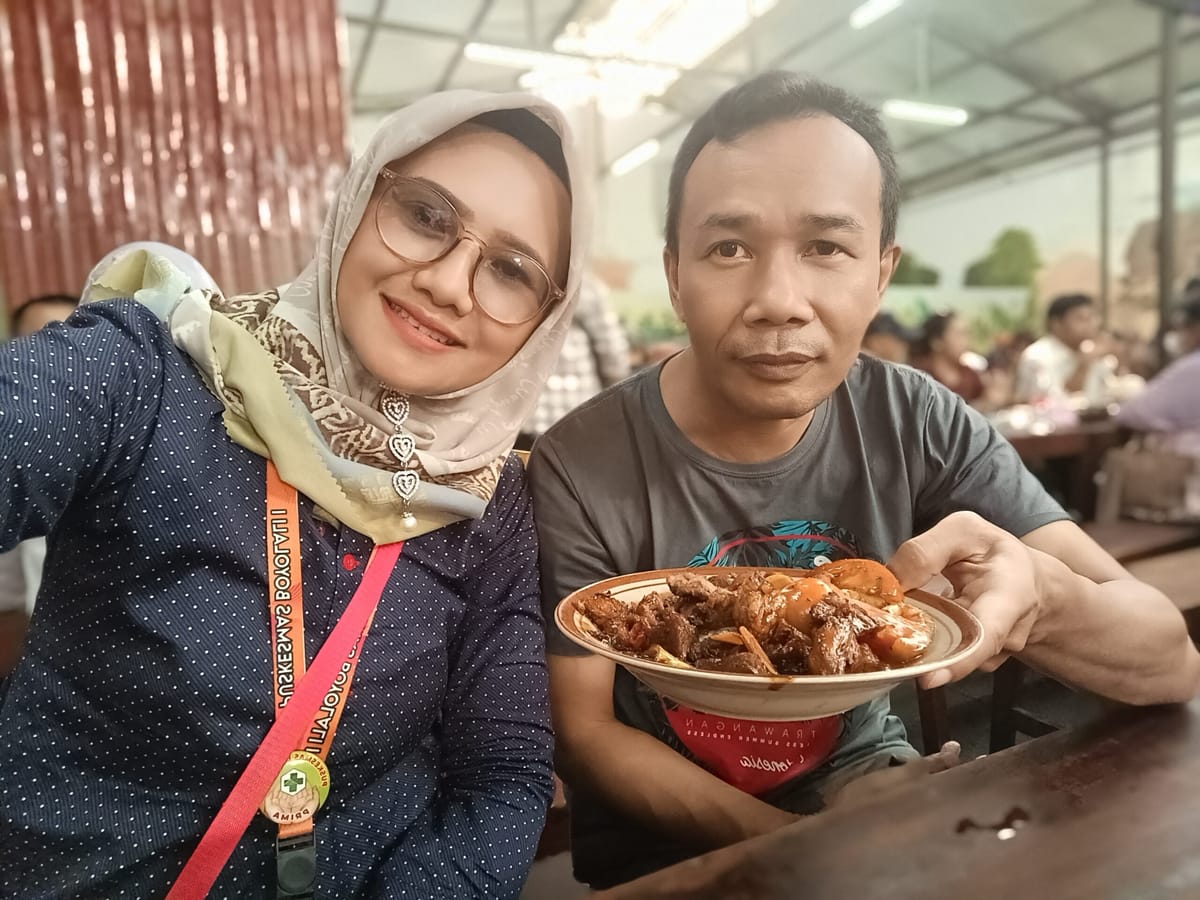 Sate dan Tengkleng Pak Manto Solo: Rasanya Juara