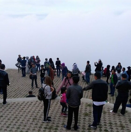 Indahnya Negeri di Atas Awan To’ Tombi Toraja